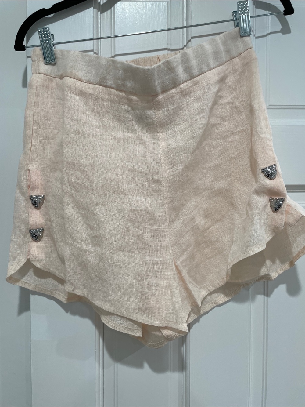 Light “CORAL” Linen Blend Women’s Shorts with Decorative Buttons.